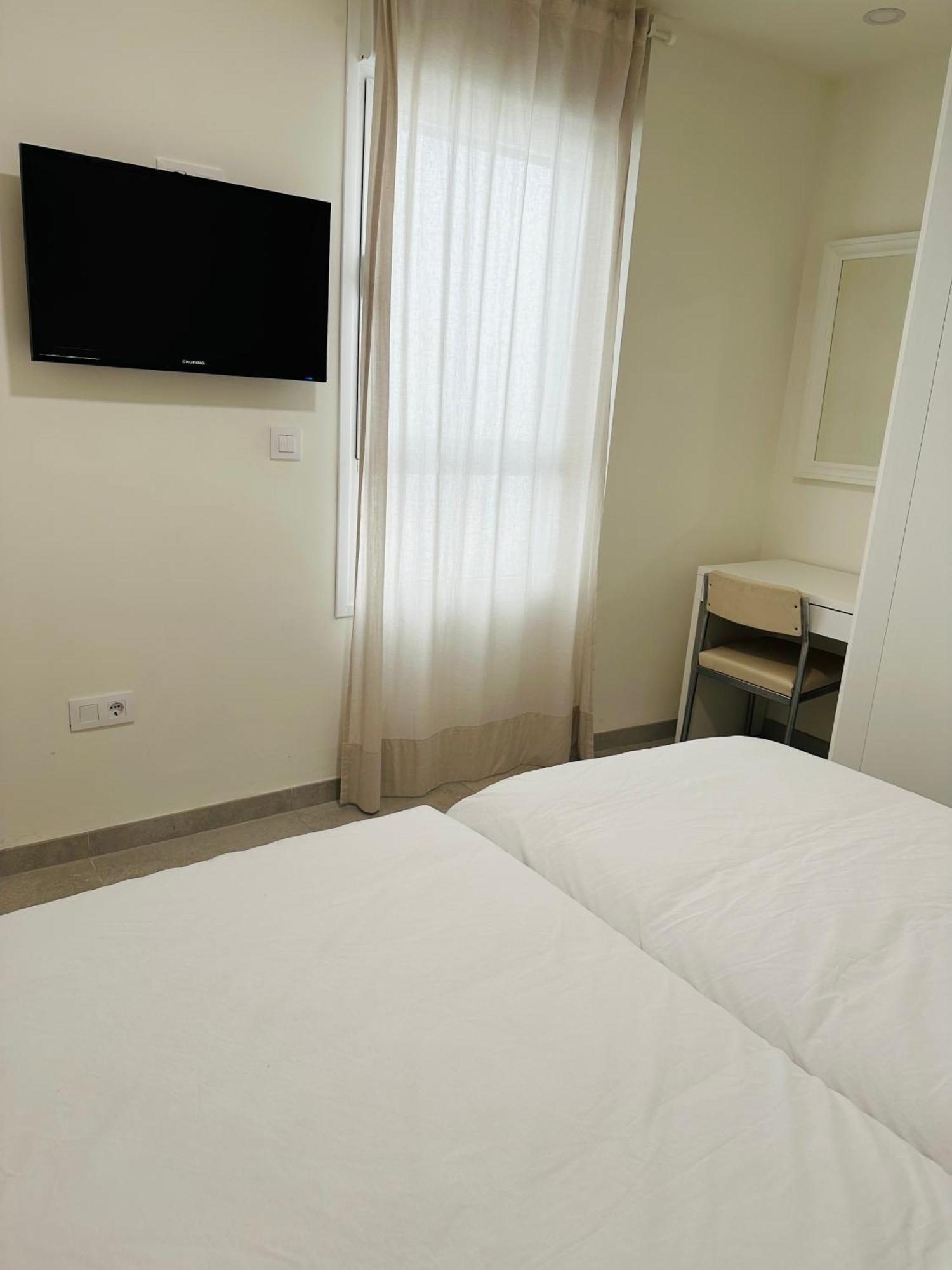 Apartamentos Turisticos Victoria Almuñécar Zewnętrze zdjęcie